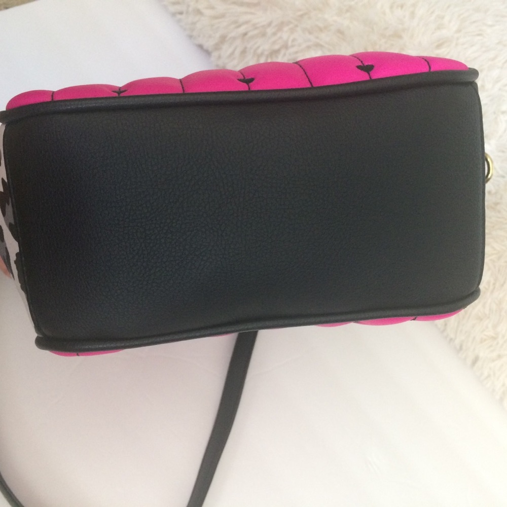 Luv Betsey Johnson hot pink small satchel bag - Picture 6 of 8
